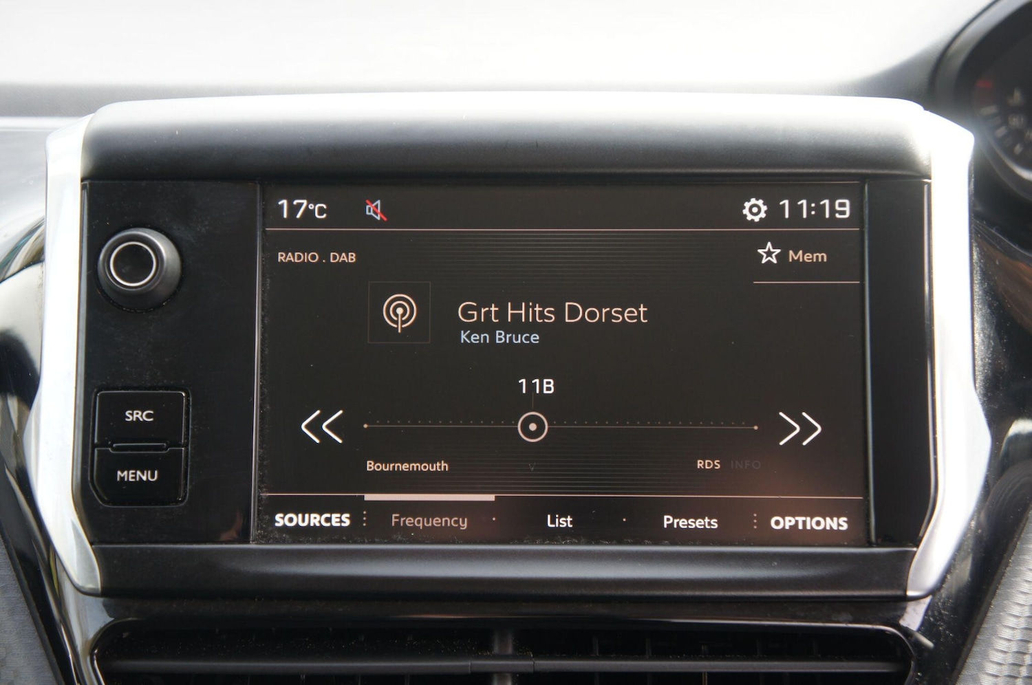 Used Peugeot 2008 for sale - 77768951: Photo 11