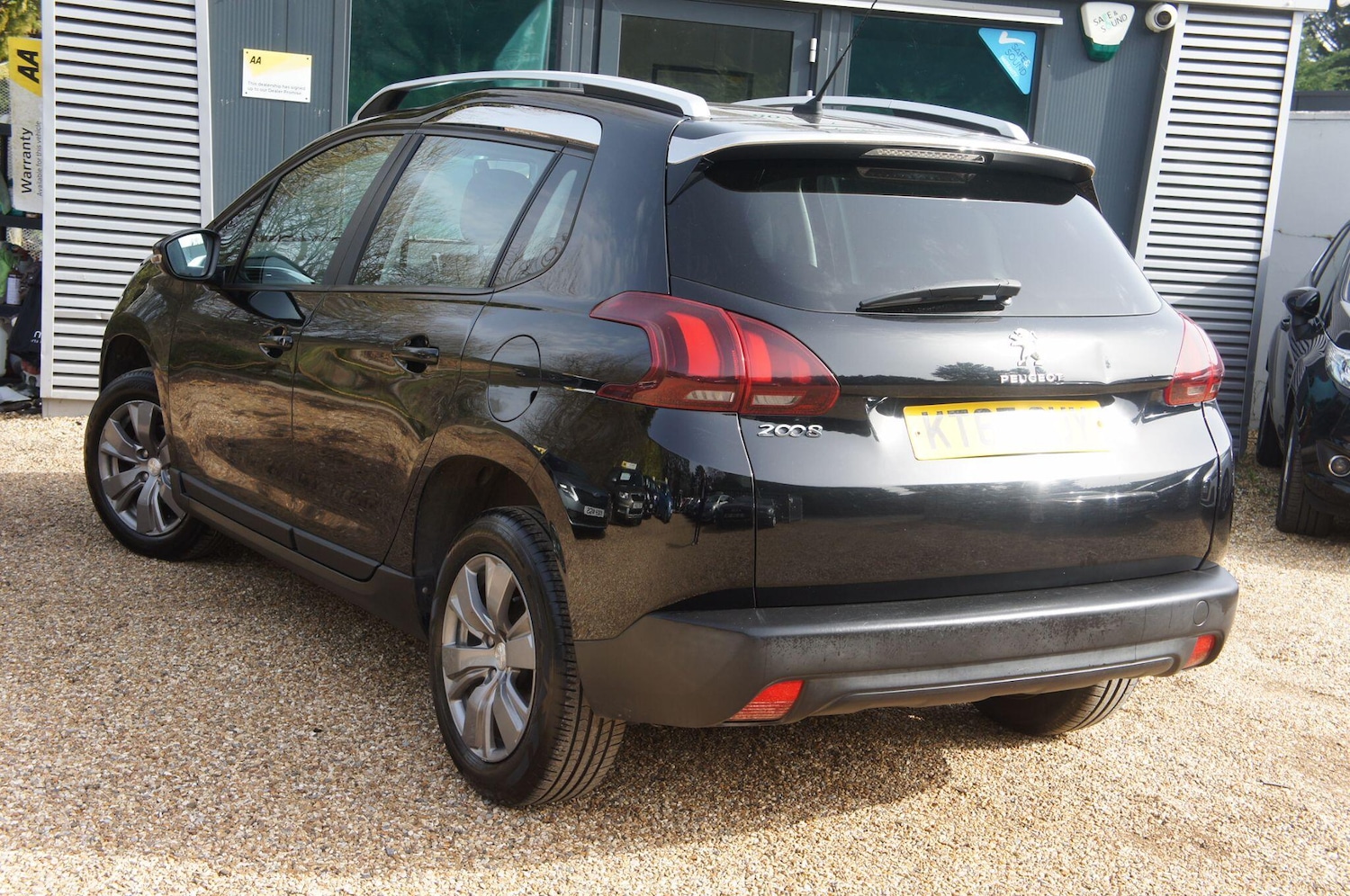 Used Peugeot 2008 for sale - 77768951: Photo 5
