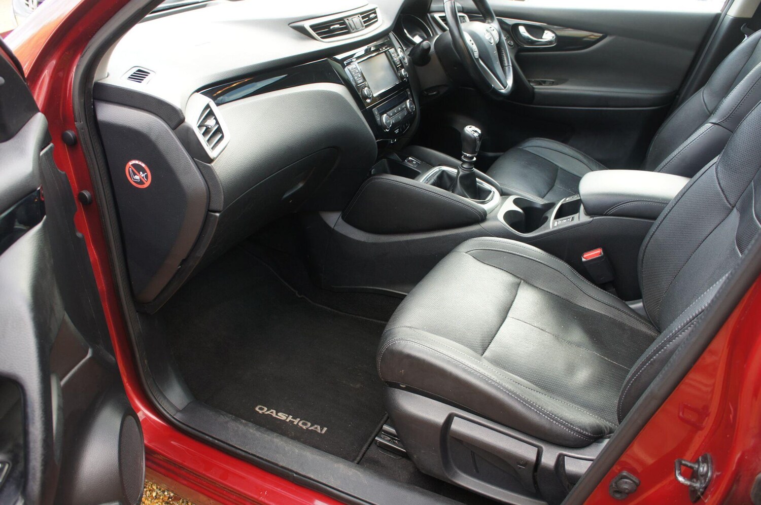 Used Nissan Qashqai for sale - 77683556: Photo 15