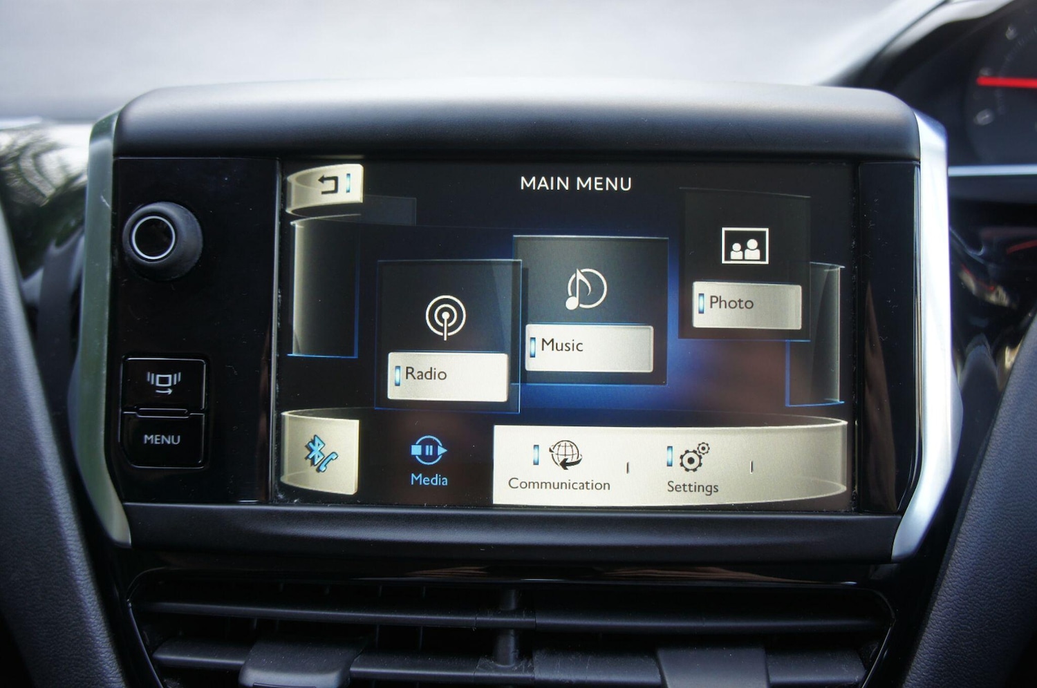 Used Peugeot 208 2014 for sale - 77940501: Photo 11