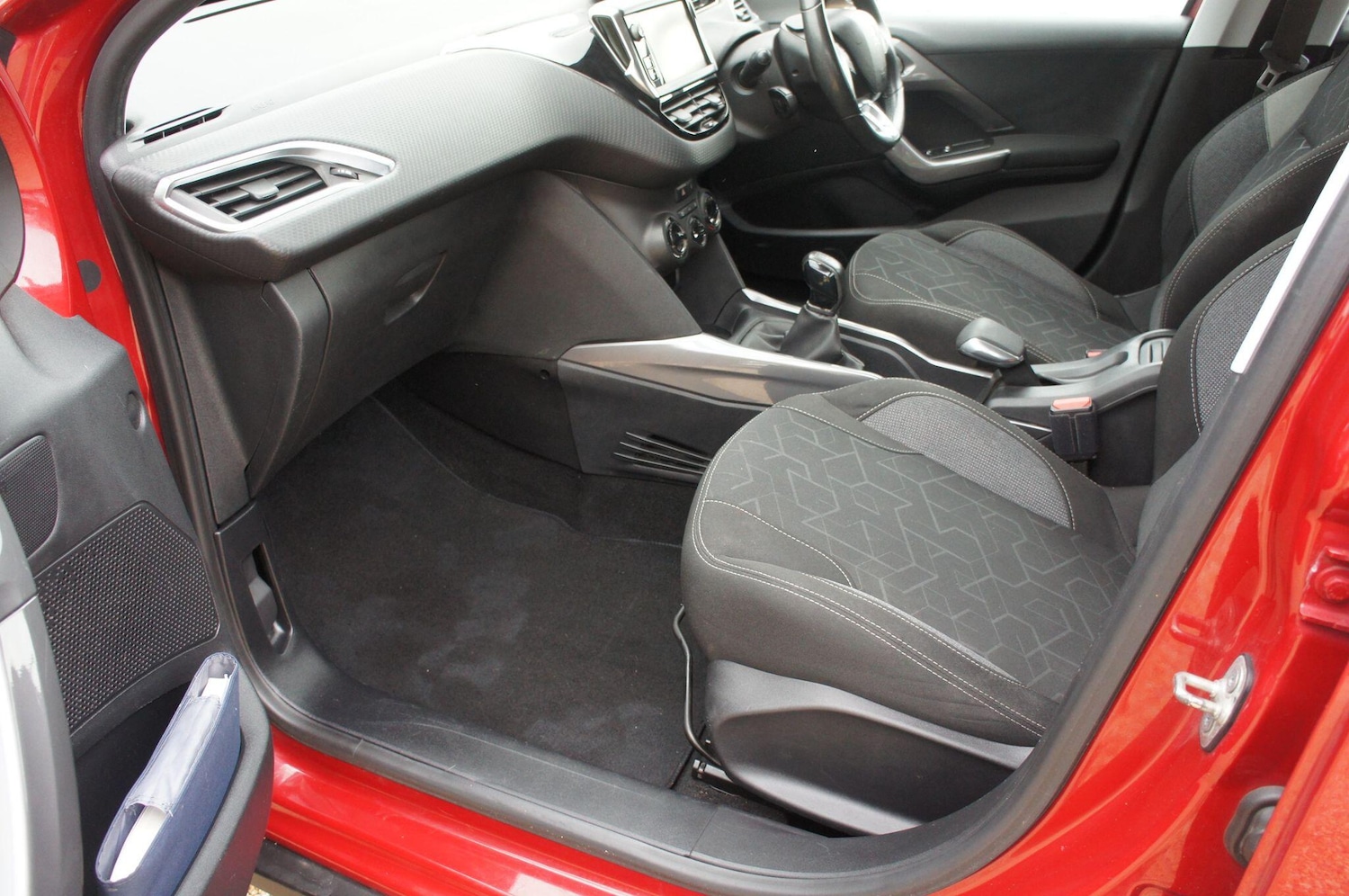 Used Peugeot 2008 2016 for sale - 78185744: Photo 10