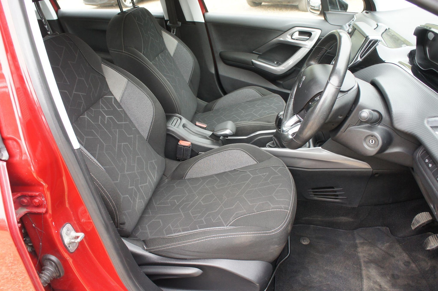 Used Peugeot 2008 2016 for sale - 78185744: Photo 8