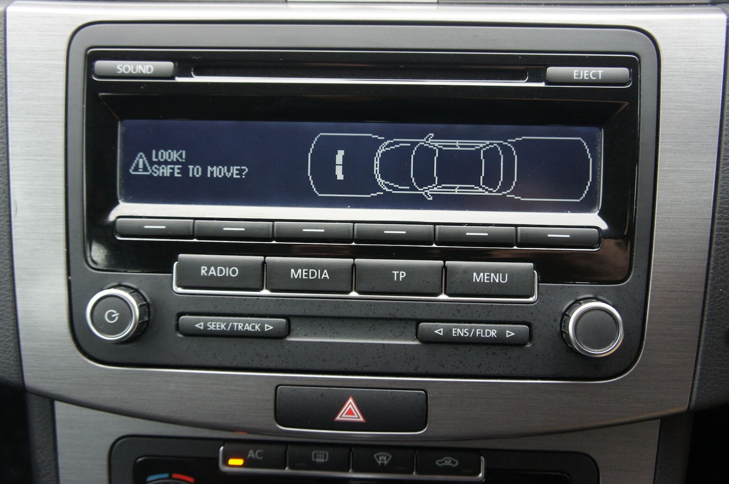 Used Volkswagen Passat for sale - 77683797: Photo 10