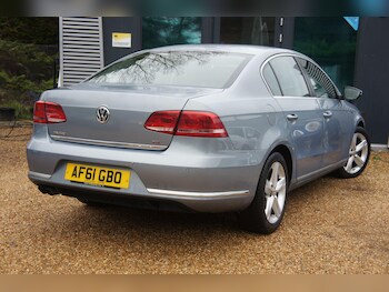 Used Volkswagen Passat 2011 for sale - 77683797: Photo