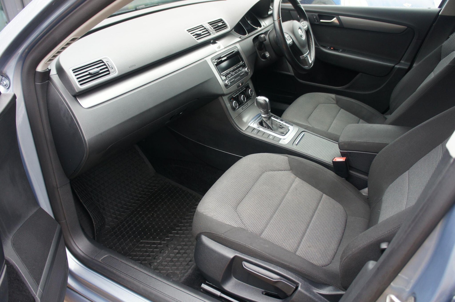 Used Volkswagen Passat for sale - 77683797: Photo 9