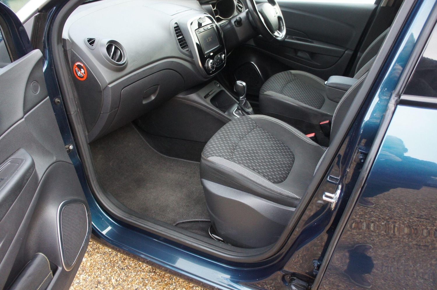 Used Renault Captur 2018 for sale - 77683338: Photo 11