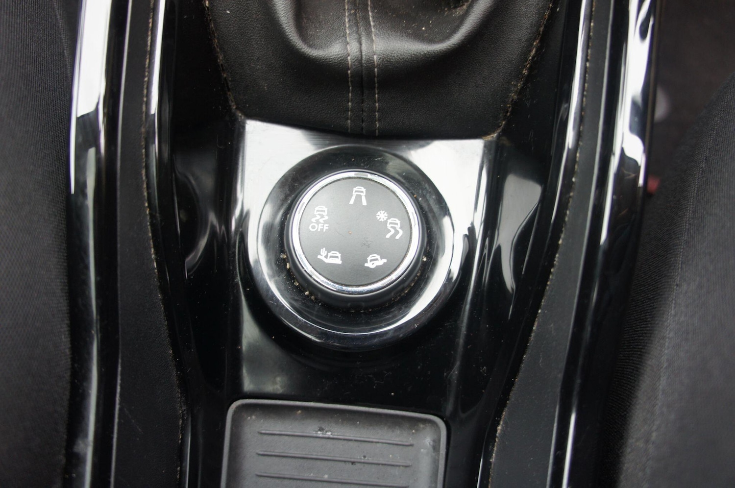 Used Peugeot 2008 2019 for sale - 77759435: Photo 12