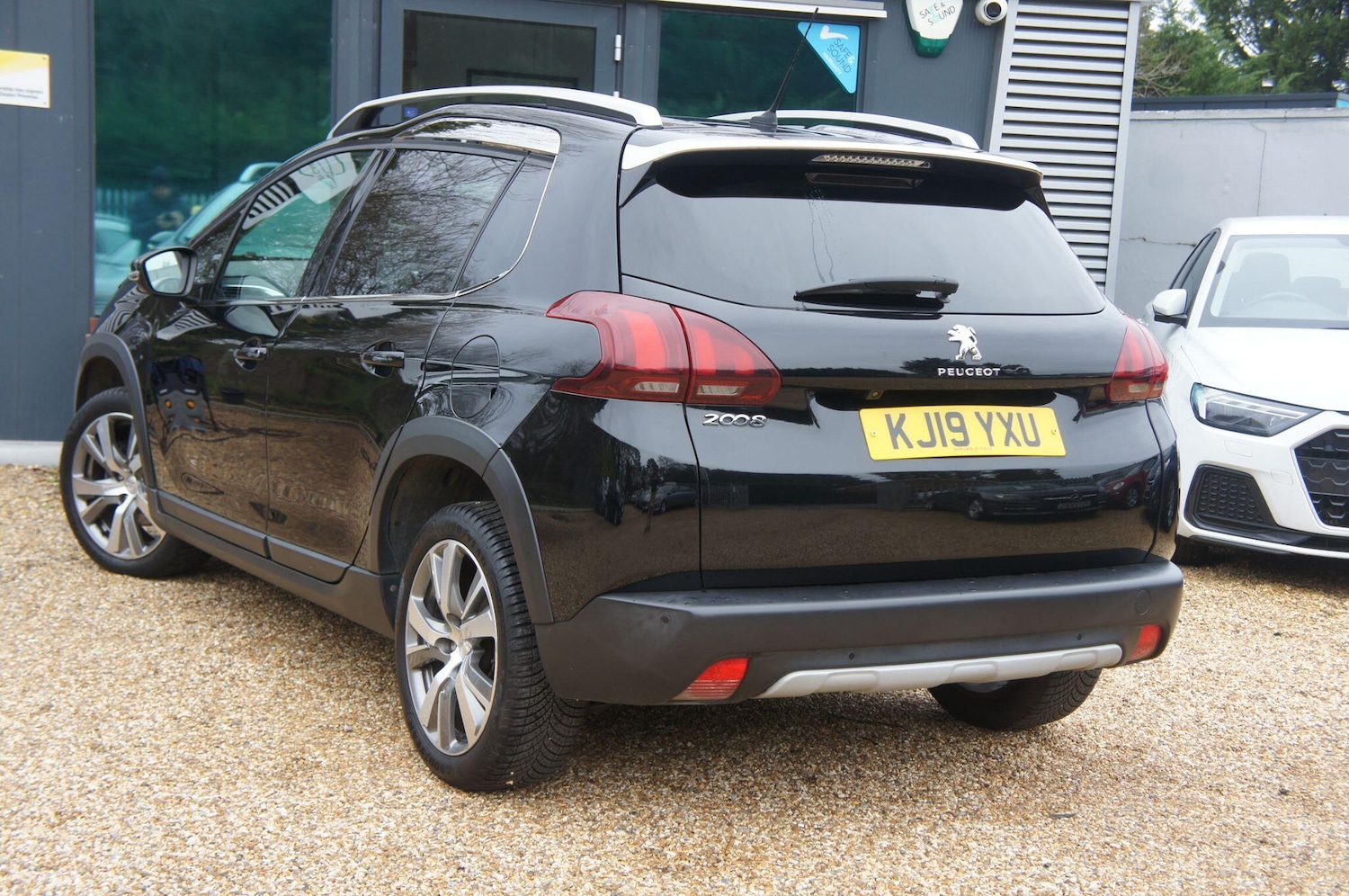 Used Peugeot 2008 2019 for sale - 77759435: Photo 5