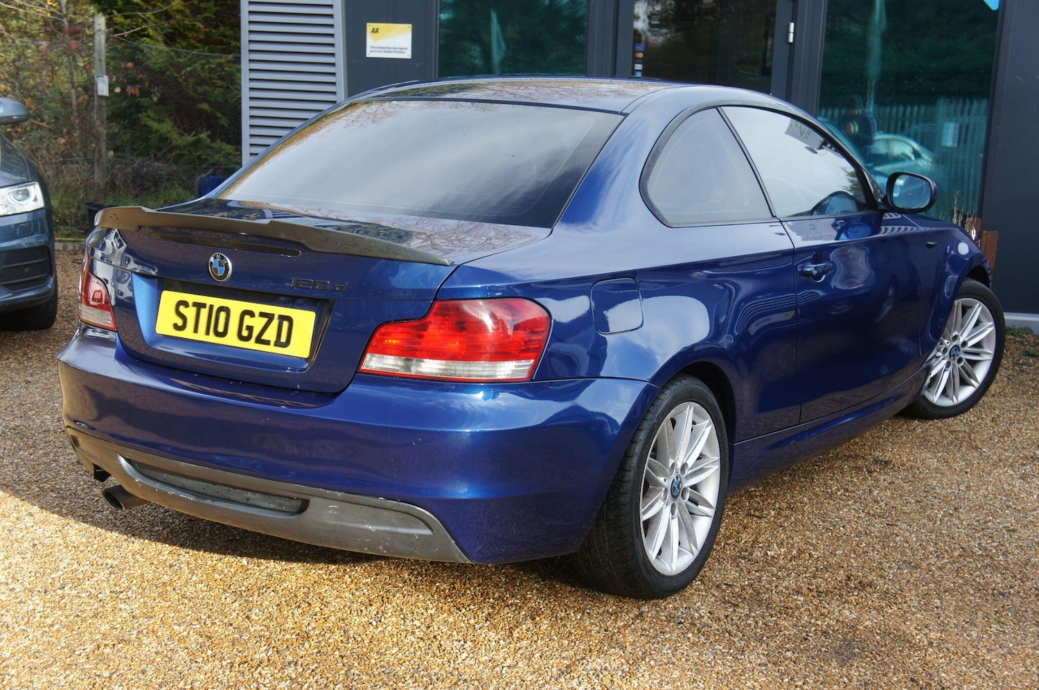 Used BMW 1 Series 2010 for sale - 77685230: Photo 4