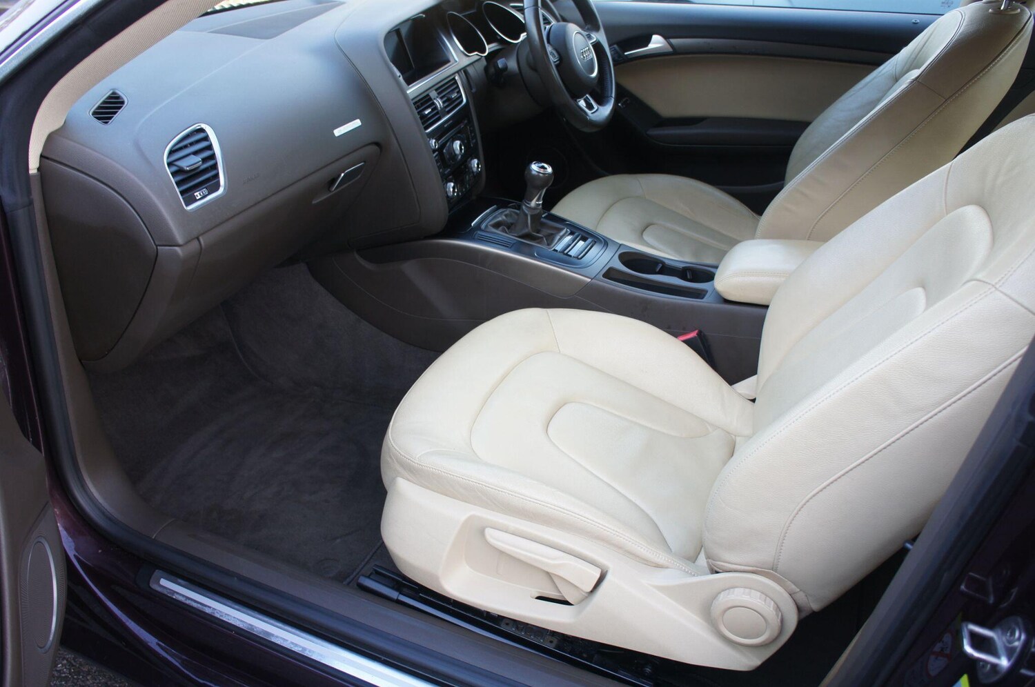 Used Audi A5 2012 for sale - 77685237: Photo 9