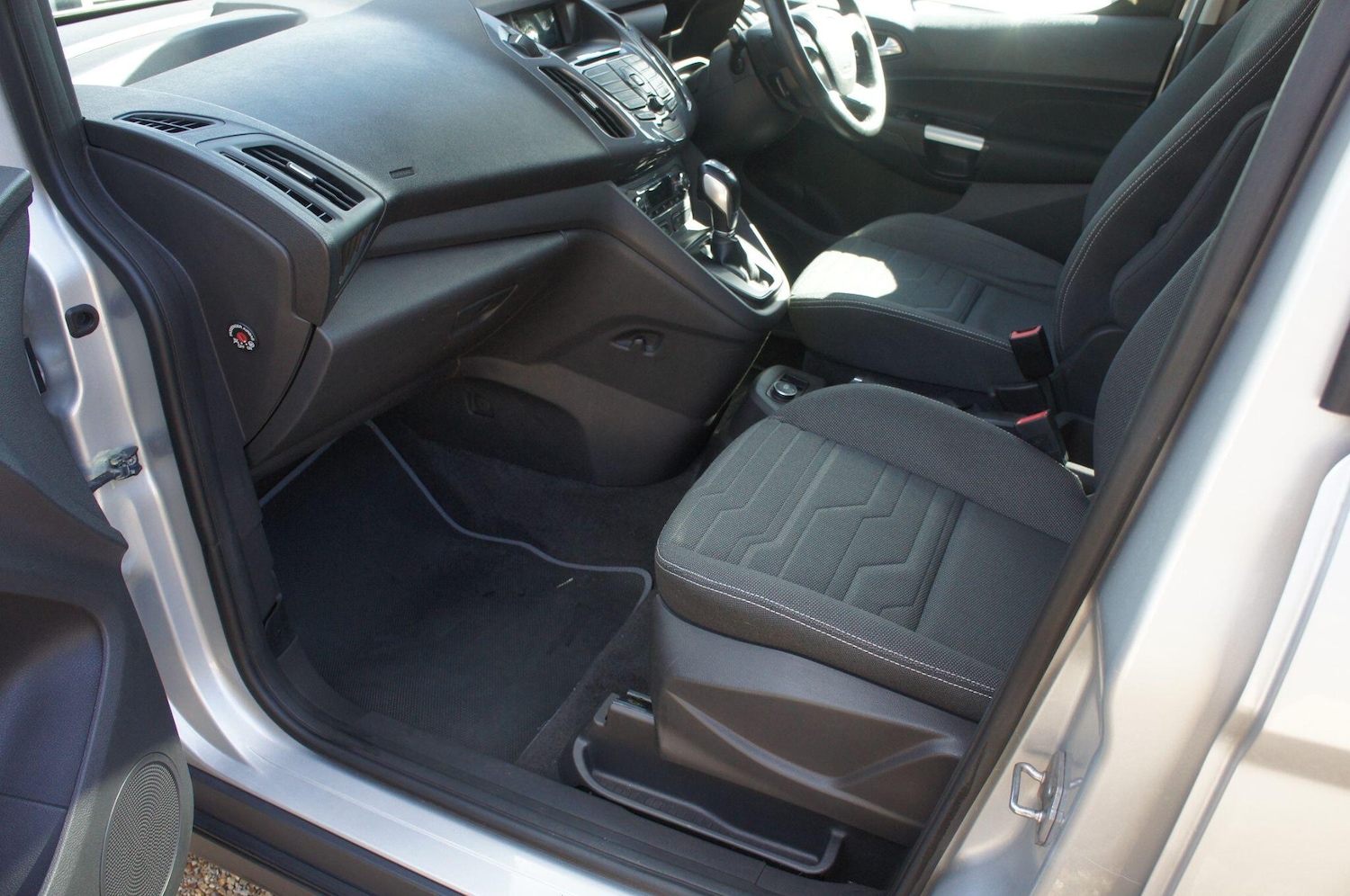 Used Ford Grand Tourneo Connect 2015 for sale - 78099911: Photo 7