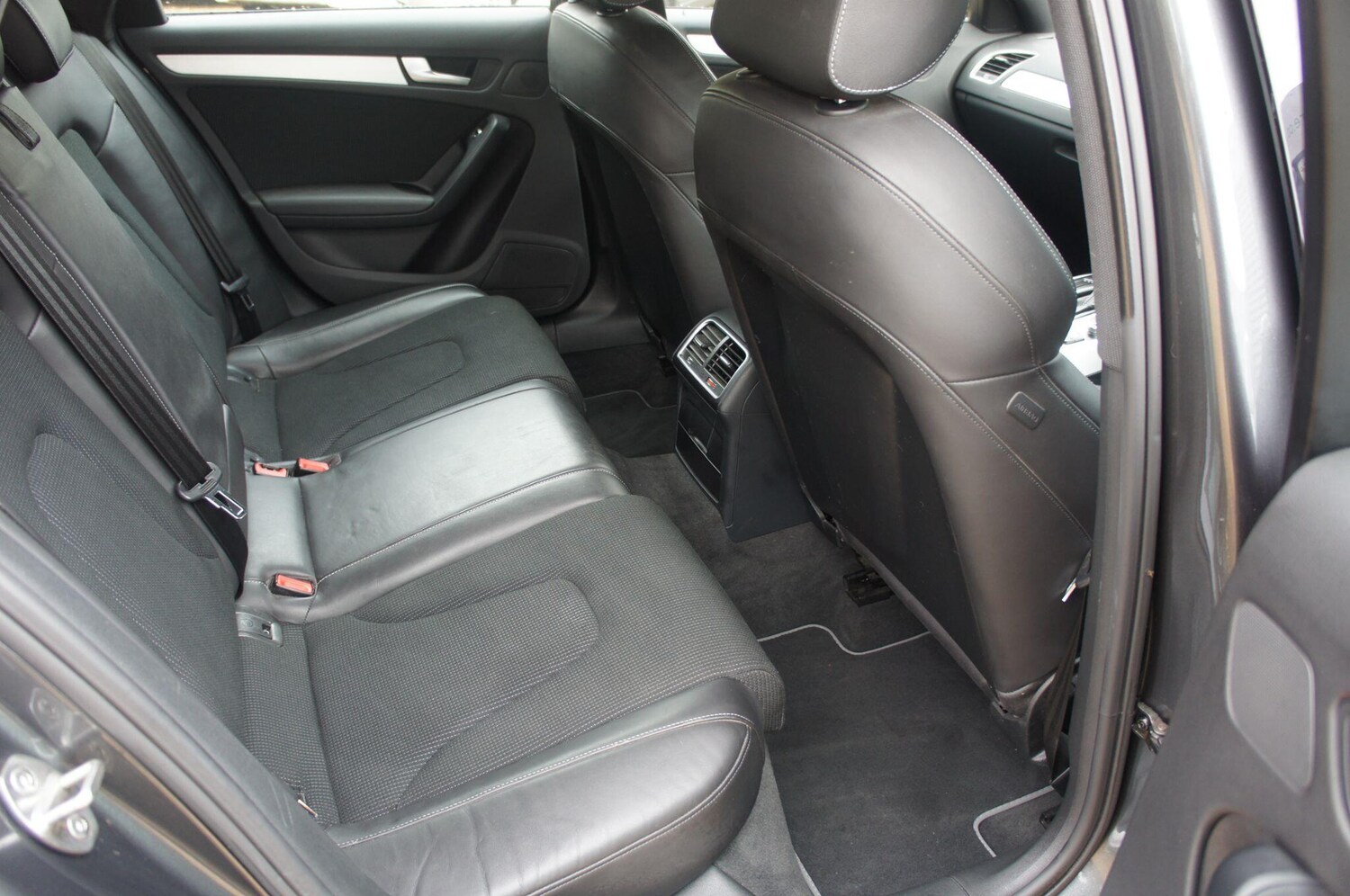 Used Audi A4 Avant for sale - 77683893: Photo 10