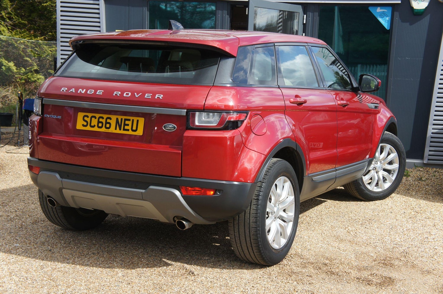 Used Land Rover Range Rover Evoque 2017 for sale - 78048156: Photo 4