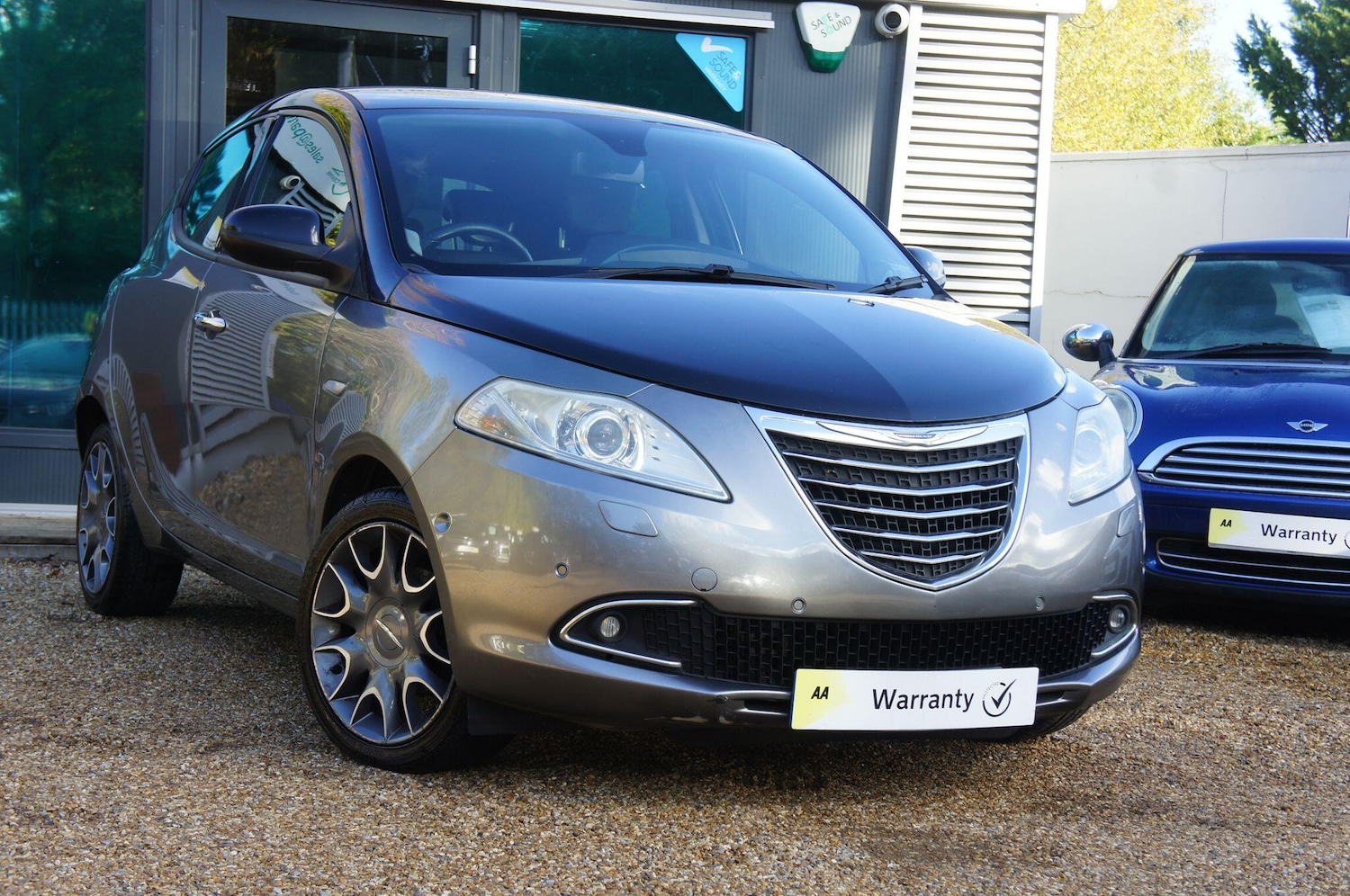 Used Chrysler Ypsilon 2012 for sale - 77685231: Photo 2