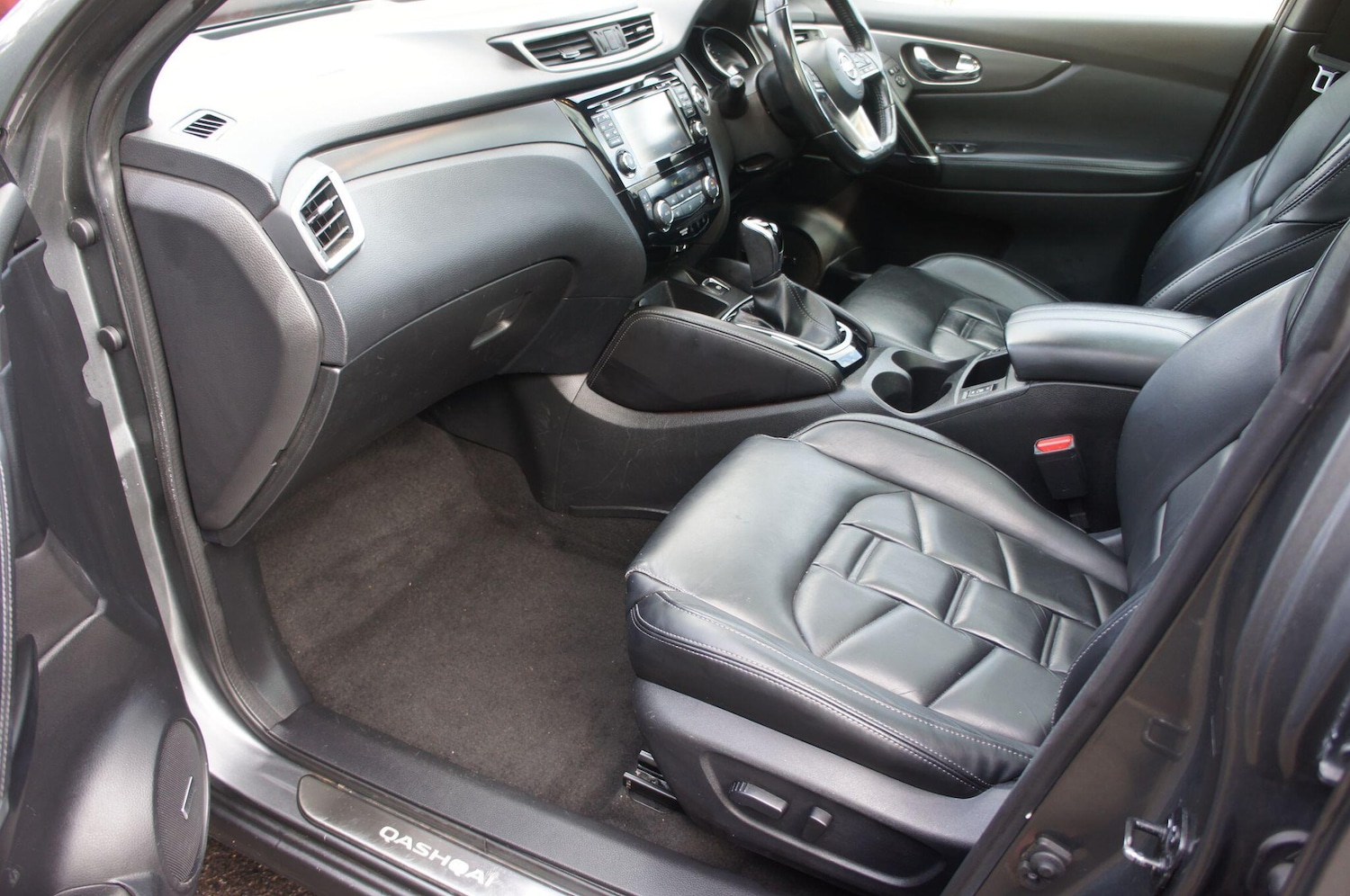 Used Nissan Qashqai 2019 for sale - 77759426: Photo 10