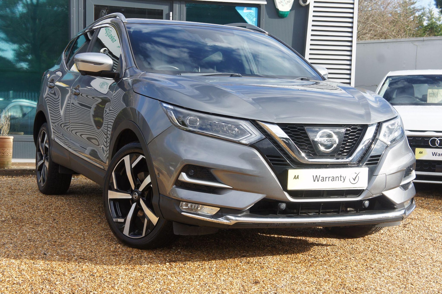 Used Nissan Qashqai 2019 for sale - 77759426: Photo 2