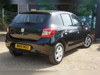 Used Dacia Sandero 2015 for sale - 78989217: Photo