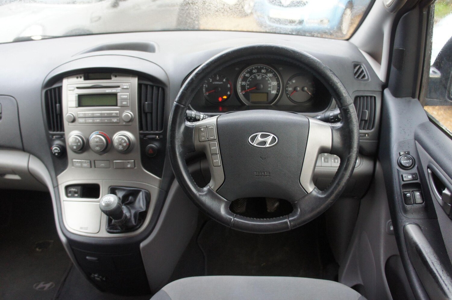Used Hyundai i800 2011 for sale - 77685228: Photo 6