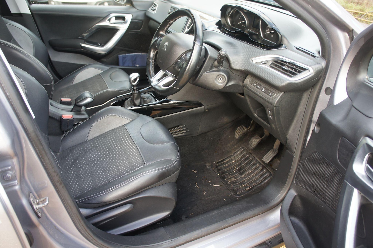 Used Peugeot 2008 2019 for sale - 77759450: Photo 7