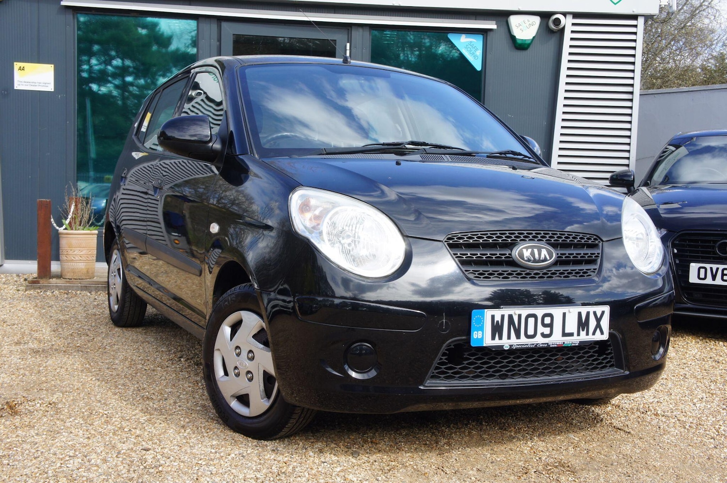 Used Kia Picanto 2009 for sale - 78100615: Photo 2