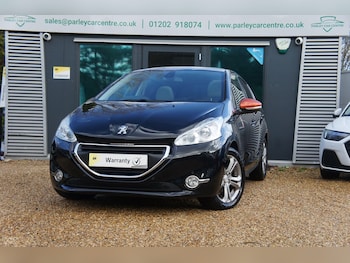 Used Peugeot 208 2014 for sale - 77908454: Photo