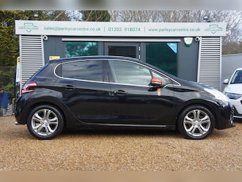 Used Peugeot 208 2014 for sale - 77908454: Photo