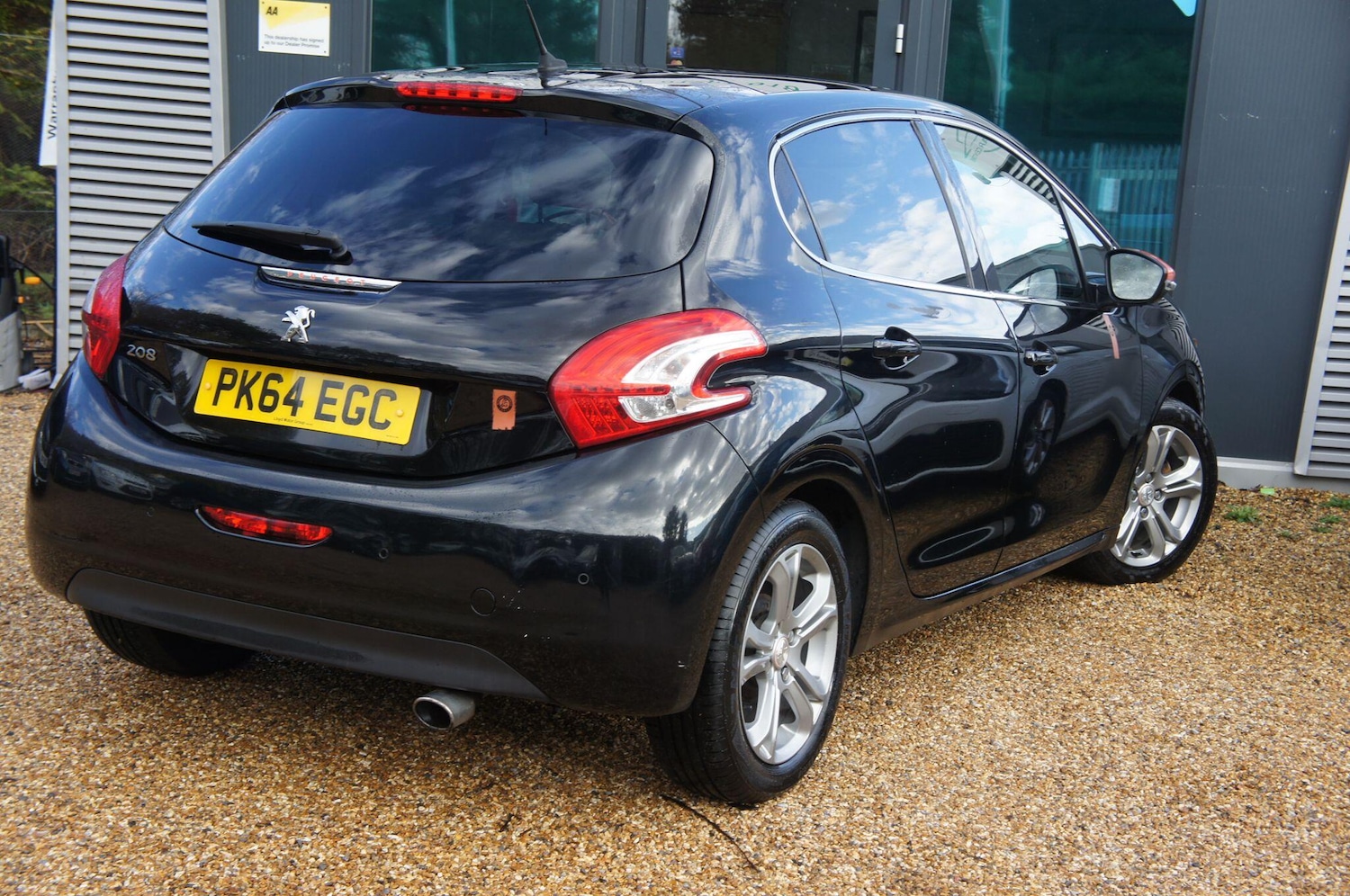 Used Peugeot 208 for sale - 77908454: Photo 4