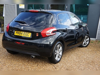 Used Peugeot 208 2014 for sale - 77908454: Photo