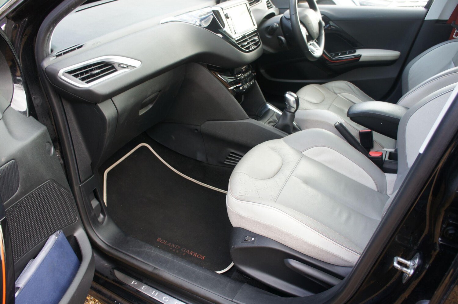 Used Peugeot 208 for sale - 77908454: Photo 9