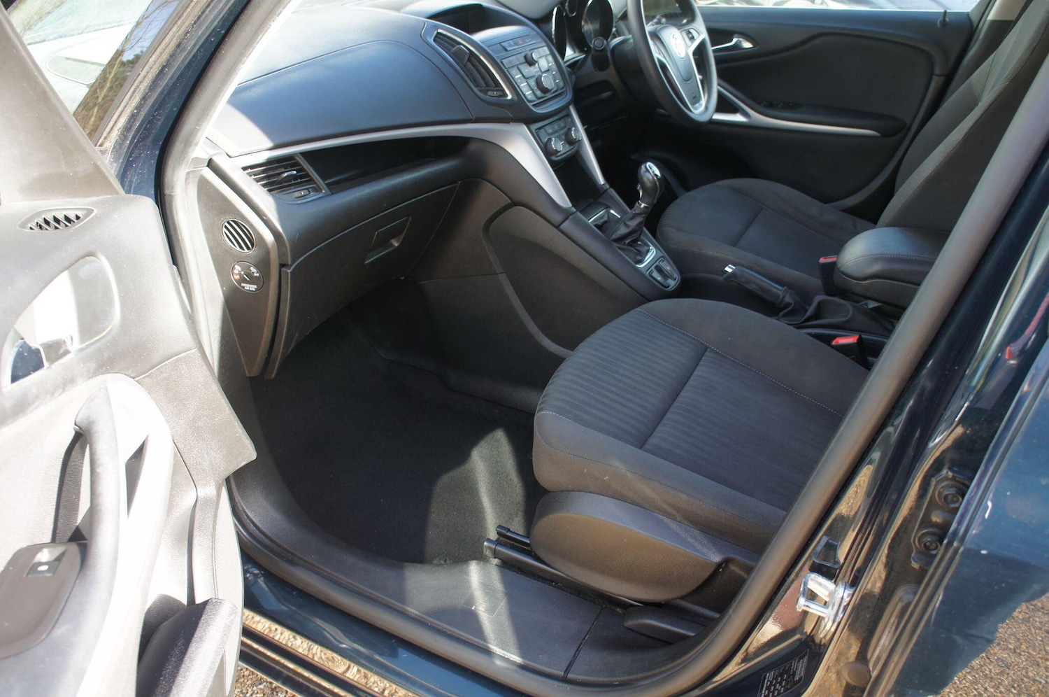 Used Vauxhall Zafira 2014 for sale - 77883372: Photo 10