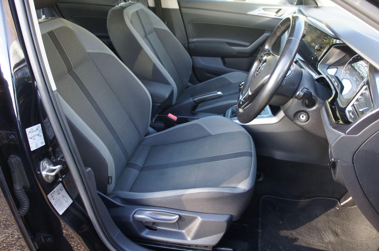 Used Volkswagen Polo 2019 for sale - 77759436: Photo 8