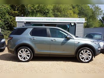 Used Land Rover Discovery Sport 2016 for sale - 79621313: Photo
