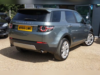 Used Land Rover Discovery Sport 2016 for sale - 79621313: Photo
