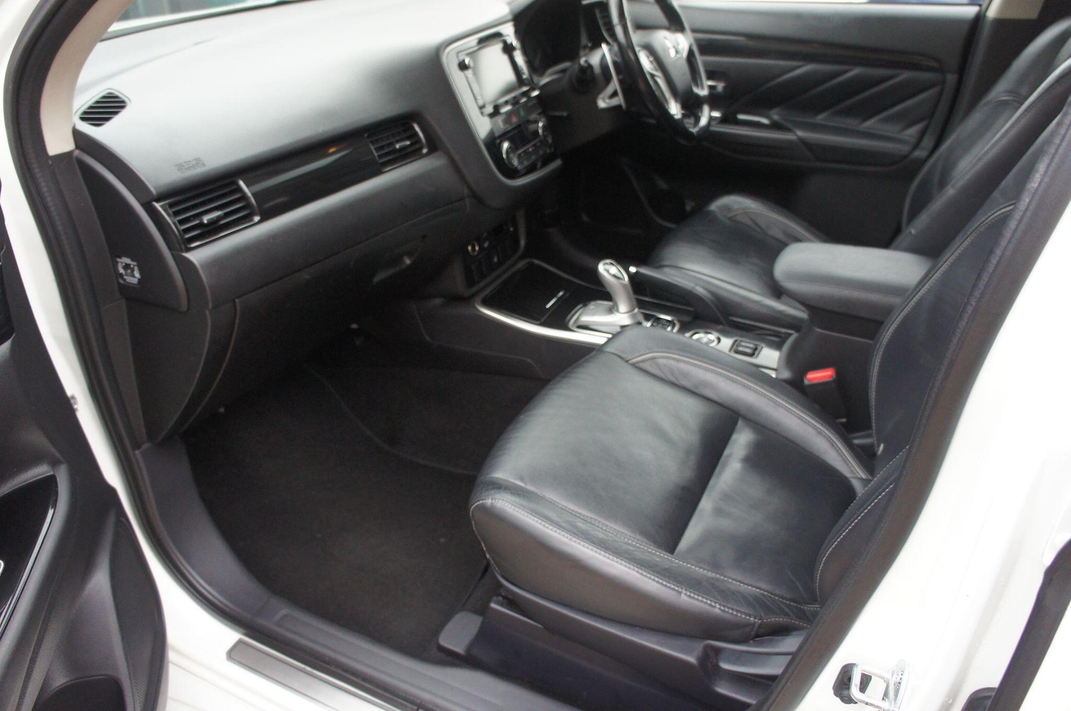 Used Mitsubishi Outlander for sale - 77683265: Photo 11