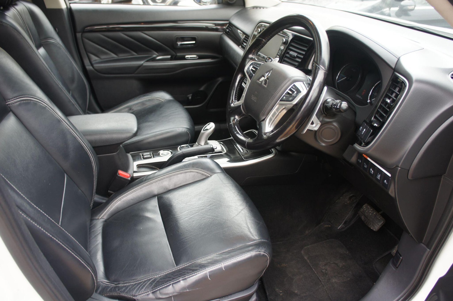 Used Mitsubishi Outlander for sale - 77683265: Photo 8