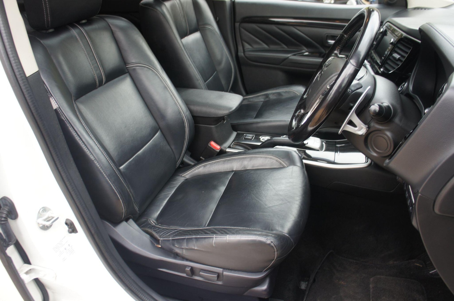 Used Mitsubishi Outlander for sale - 77683265: Photo 9