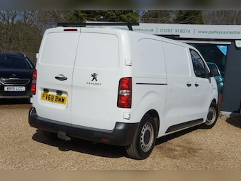 Used Peugeot Expert 2019 for sale - 77940306: Photo