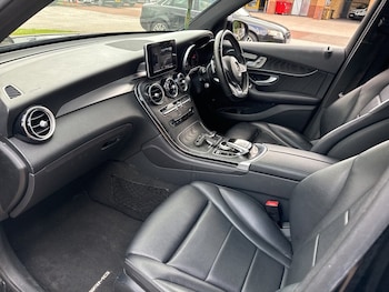 Used Mercedes-Benz GLC 2016 for sale - 75456451: Photo