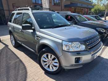 2012 (12) - 2.2 TD4 XS SUV 5dr Diesel Manual 4WD Euro 5 (s/s) (150 ps)