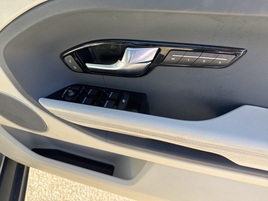 Used Land Rover Range Rover Evoque 2013 for sale - 76105605: Photo 11