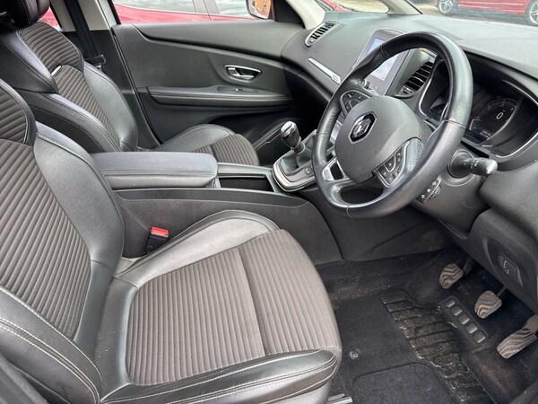 Used Renault Scenic 2017 for sale - 75692736: Photo 6