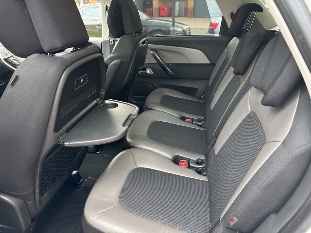 Used Citroen C4 Picasso 2015 for sale - 76203480: Photo 9