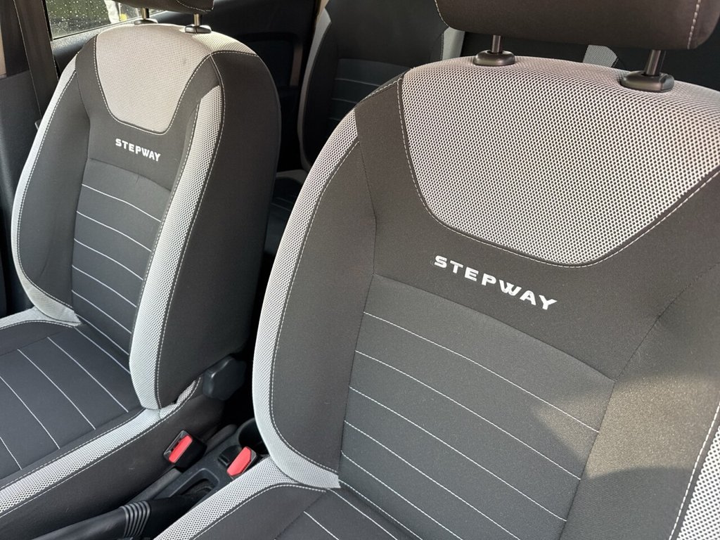 Used Dacia Sandero Stepway 2017 for sale - 76236009: Photo 10