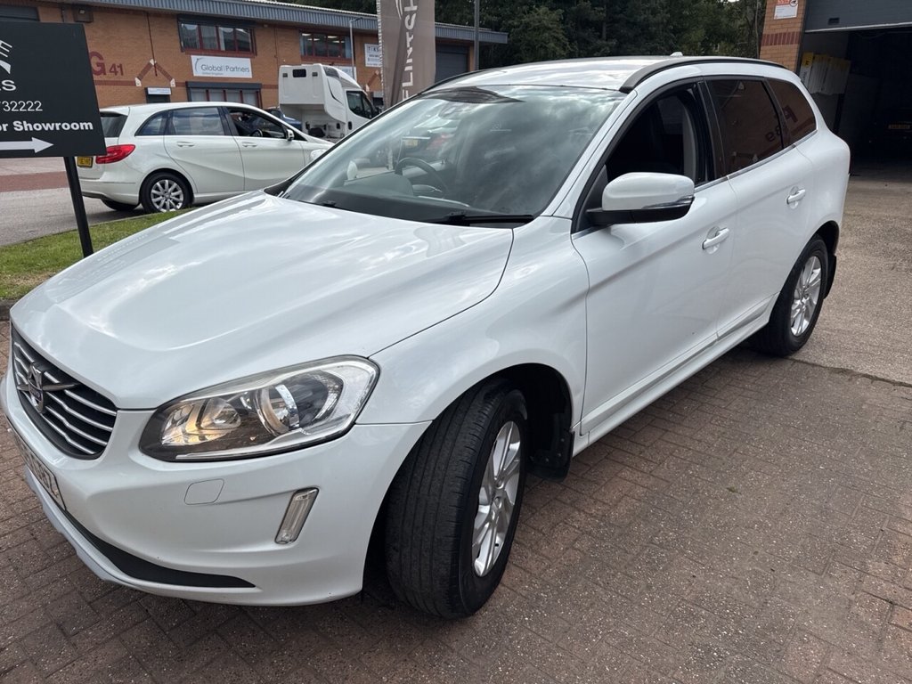 Used Volvo XC60 2015 for sale - 76056888: Photo 4