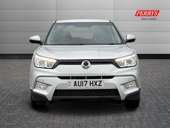 Used Ssangyong Tivoli 2017 for sale - 76777477: Photo