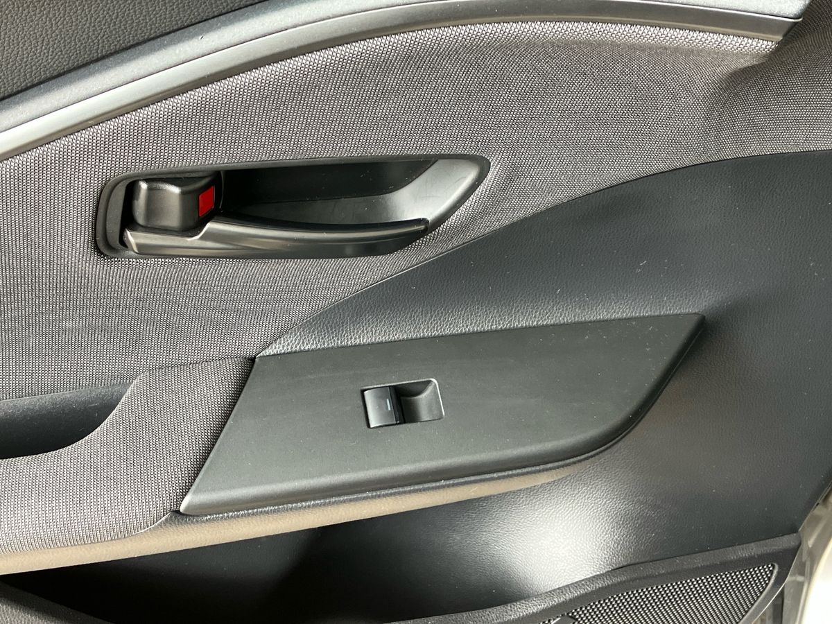 Used Toyota C-HR 2024 for sale - 76845472: Photo 36