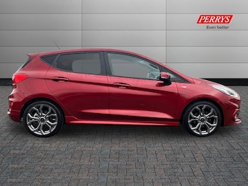 Used Ford Fiesta 2018 for sale - 76373902: Photo
