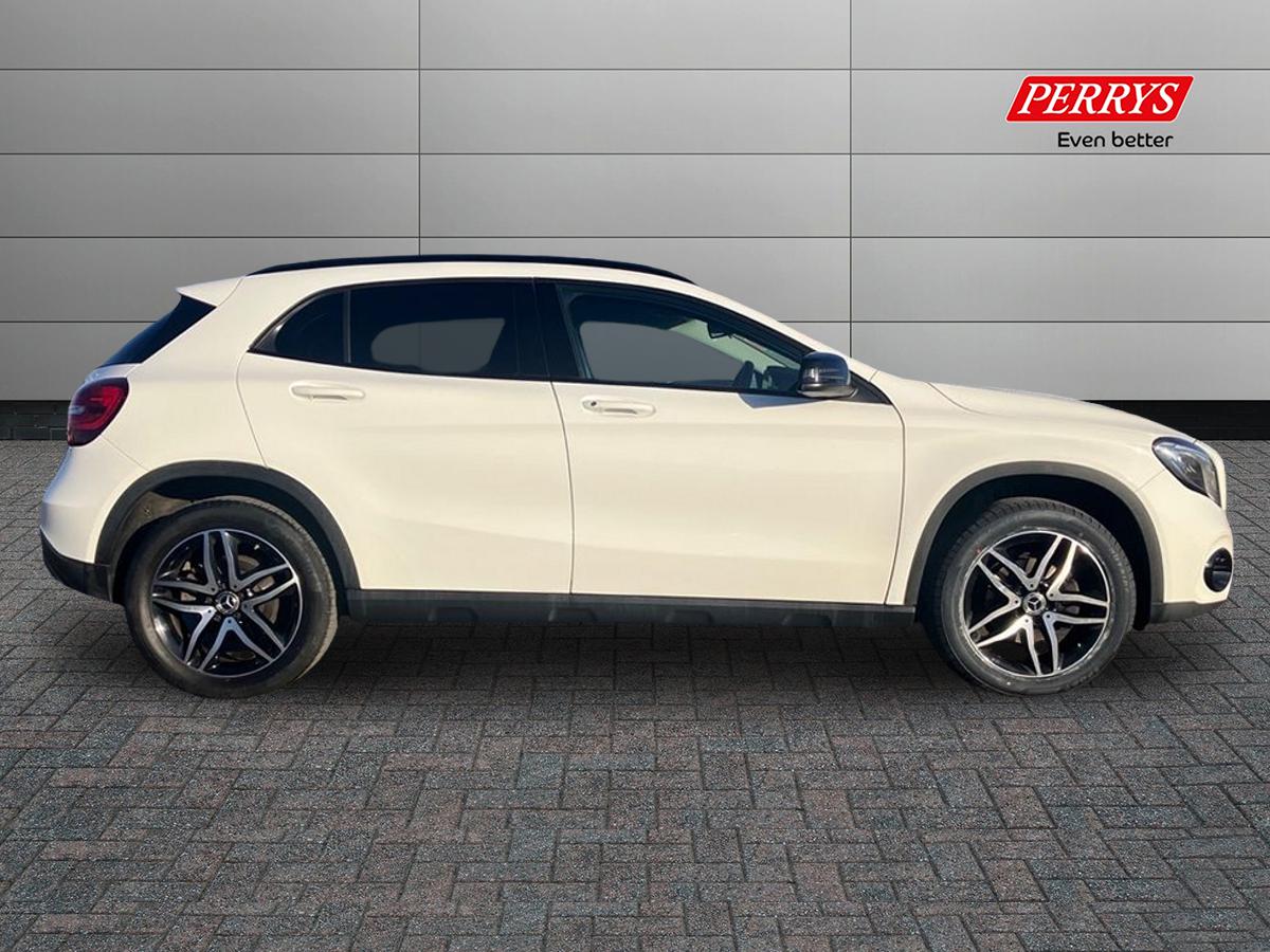 Used Mercedes-Benz GLA 2019 for sale - 76625946: Photo 3