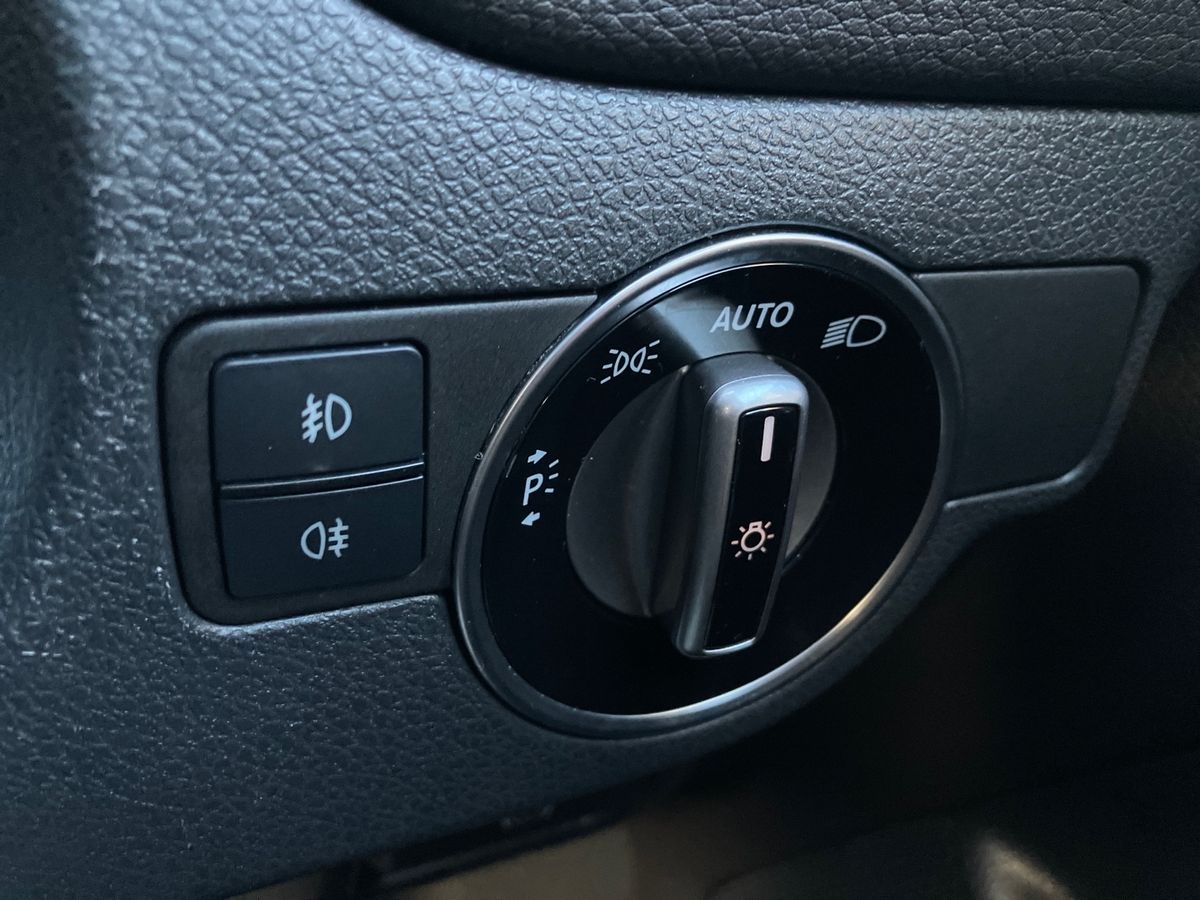 Used Mercedes-Benz GLA 2019 for sale - 76625946: Photo 34