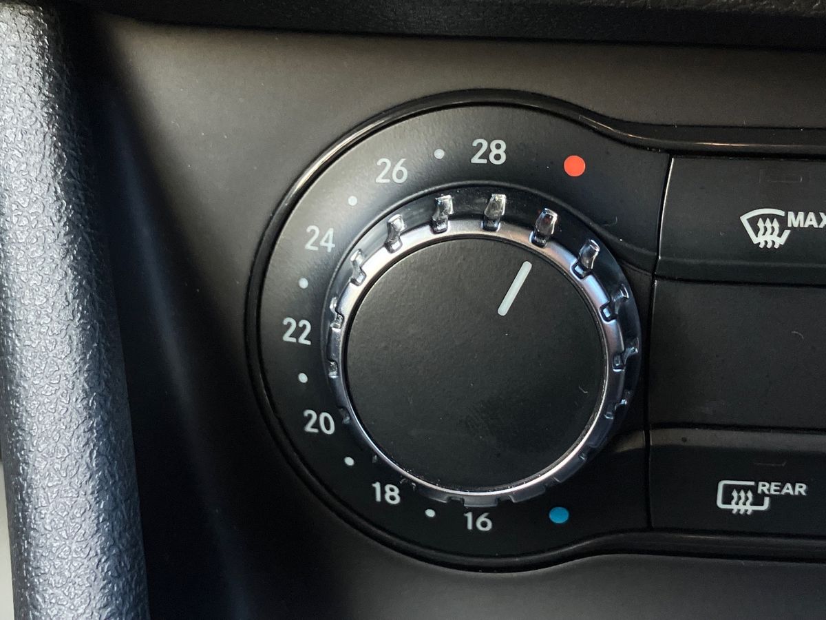 Used Mercedes-Benz GLA 2019 for sale - 76625946: Photo 40